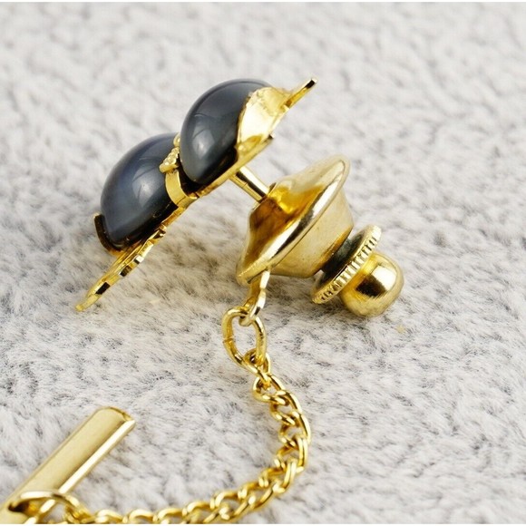 HOB & Co Cat Jelly Belly Cabochon Tie Tack Gray/Black Tiger Eye Like Gold Tone - Picture 9 of 11